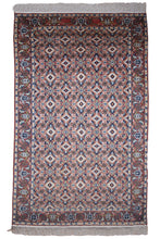 Load image into Gallery viewer, Vintage Coral Kashmiri Wool Rug