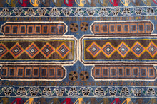 Load image into Gallery viewer, Urban Medallion – Afghan Art Rug