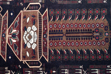 Load image into Gallery viewer, Afghan Heritage Vase Motif Rug
