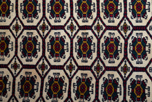 Load image into Gallery viewer, Ivory Field Turkman Gul Rug