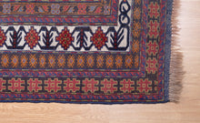 Load image into Gallery viewer, Antique Floral Grid Barjesta Kilim