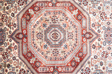 Load image into Gallery viewer, Handwoven Indian Geometric Wool Rug