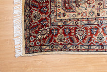 Load image into Gallery viewer, Handwoven Indian Geometric Wool Rug