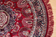 Load image into Gallery viewer, Ornate Round Medallion Wool Rug