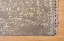 Load image into Gallery viewer, Minimalist Beige Wool Rug – Handmade Modern Carpet from India