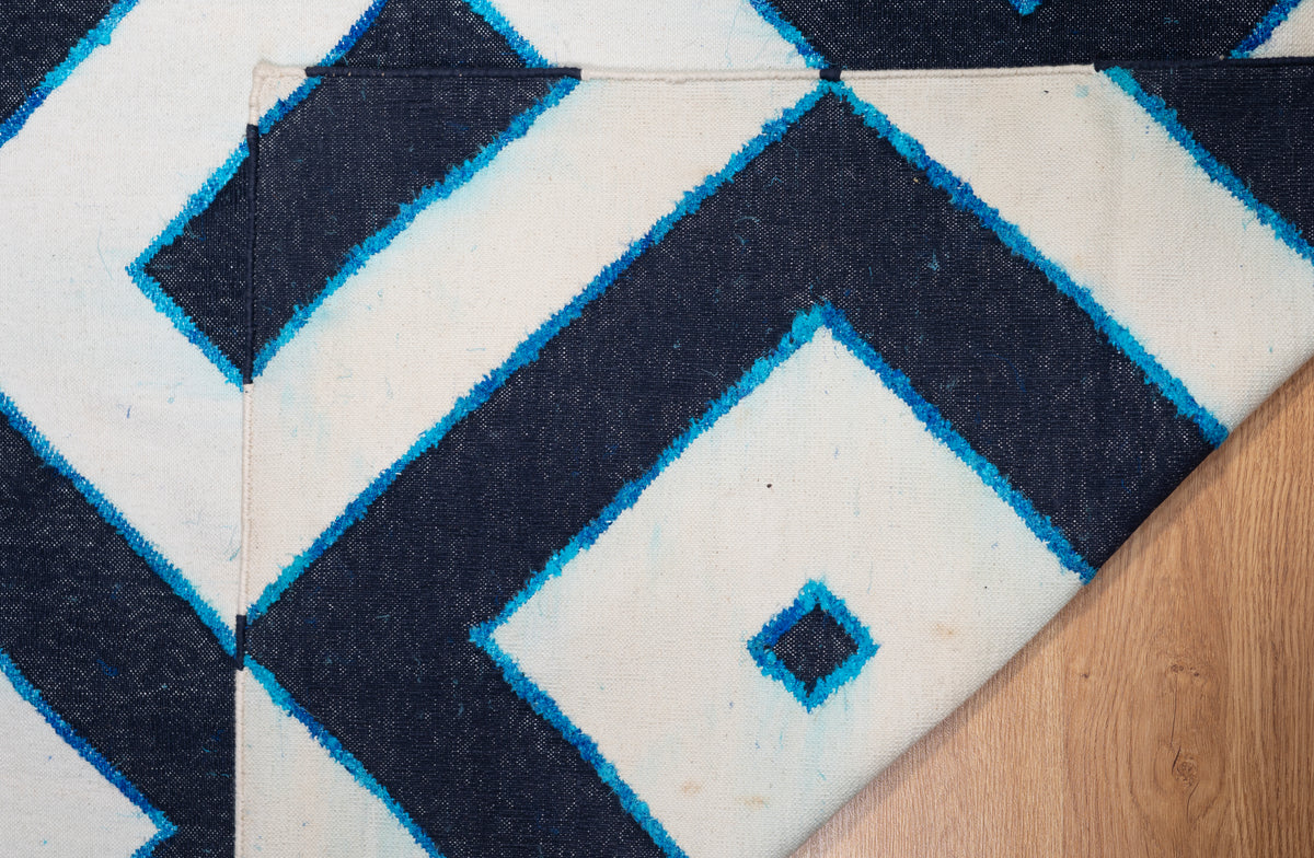 Bold Indigo Geometric Cotton Dhurrie – RugWeave