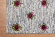 Load image into Gallery viewer, Floral Zari Wool Dhurrie Carpet