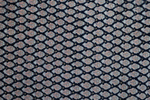 Load image into Gallery viewer, Paisley Patterned Indian Wool Rug