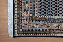 Load image into Gallery viewer, Paisley Patterned Indian Wool Rug