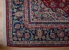 Load image into Gallery viewer, Antique Oversized Kashan Floral Rug