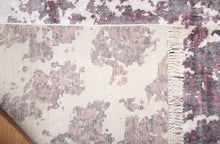 Load image into Gallery viewer, Ivory Mist Abstract Silk Rug