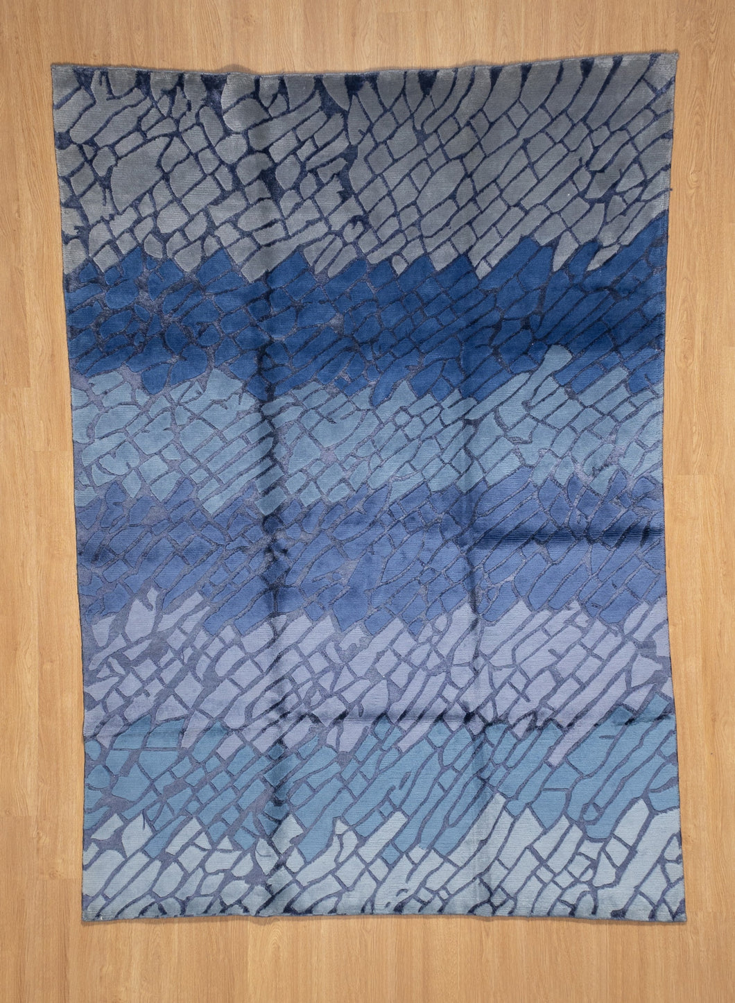 Ocean Vein Bamboo Silk Rug