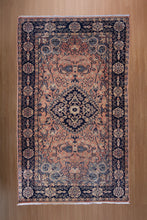 Load image into Gallery viewer, Blush Medallion Floral Wool Rug
