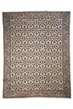 Load image into Gallery viewer, Ivory &amp; Grey Lattice Wool Rug
