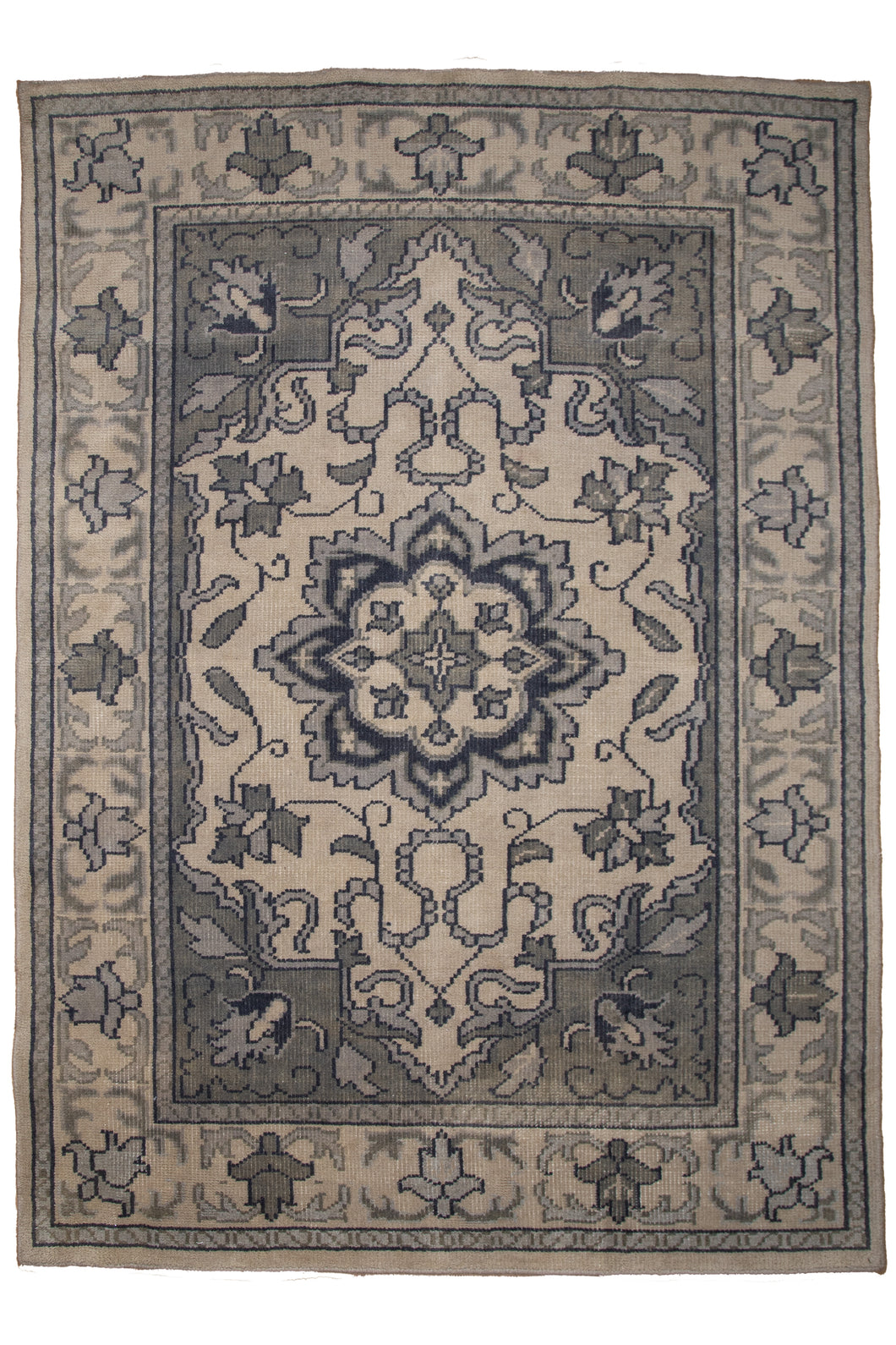 Monochrome Floral Indo Kashan Rug