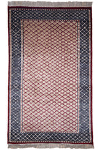 Load image into Gallery viewer, Ruby Lattice Trellis Wool Rug
