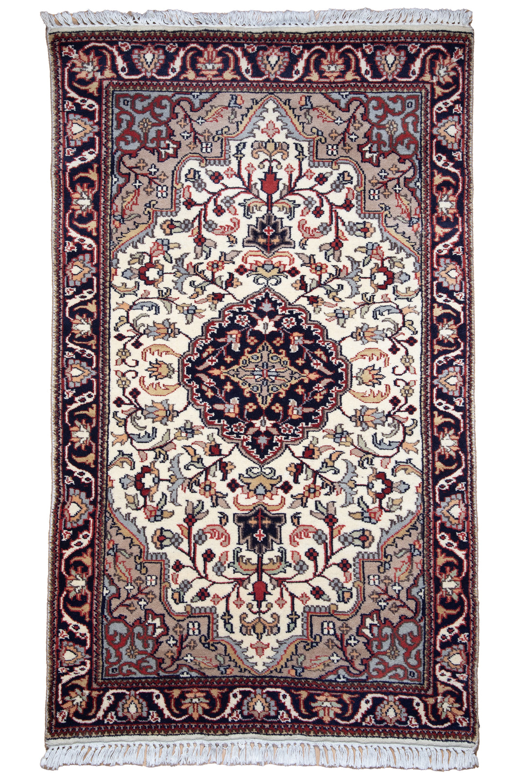 Ivory Medallion Classic Indian Rug