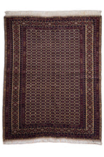 Load image into Gallery viewer, Turkman Gul Motif Wool Treasure

