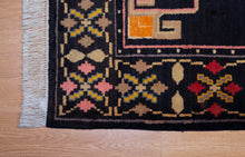 Load image into Gallery viewer, Tibetan Geometric Wool Meditation Rug
