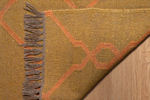Load image into Gallery viewer, Amber Lattice Pattern Jute Dhurrie
