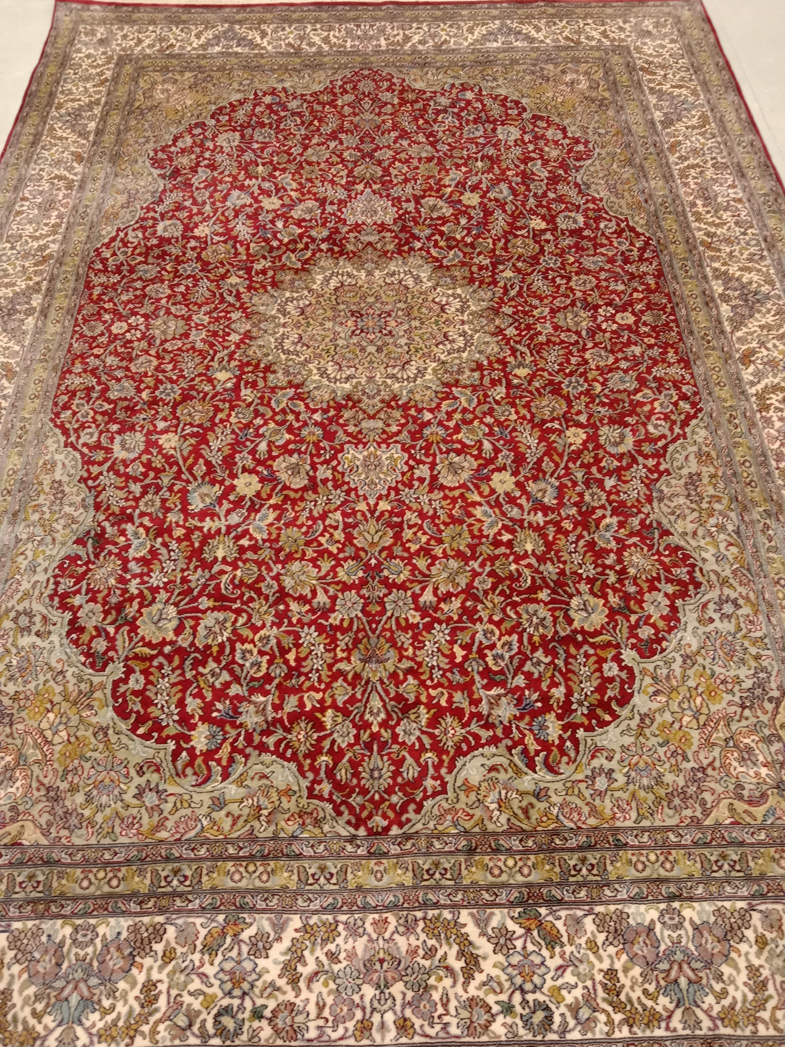 Tabrez Silk Carpet